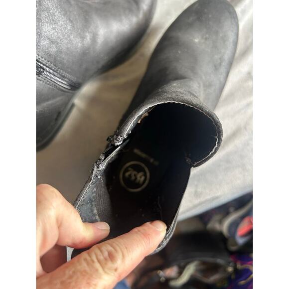 Bullboxer Faux Leather boots women's size 9 - Picture 2 of 8